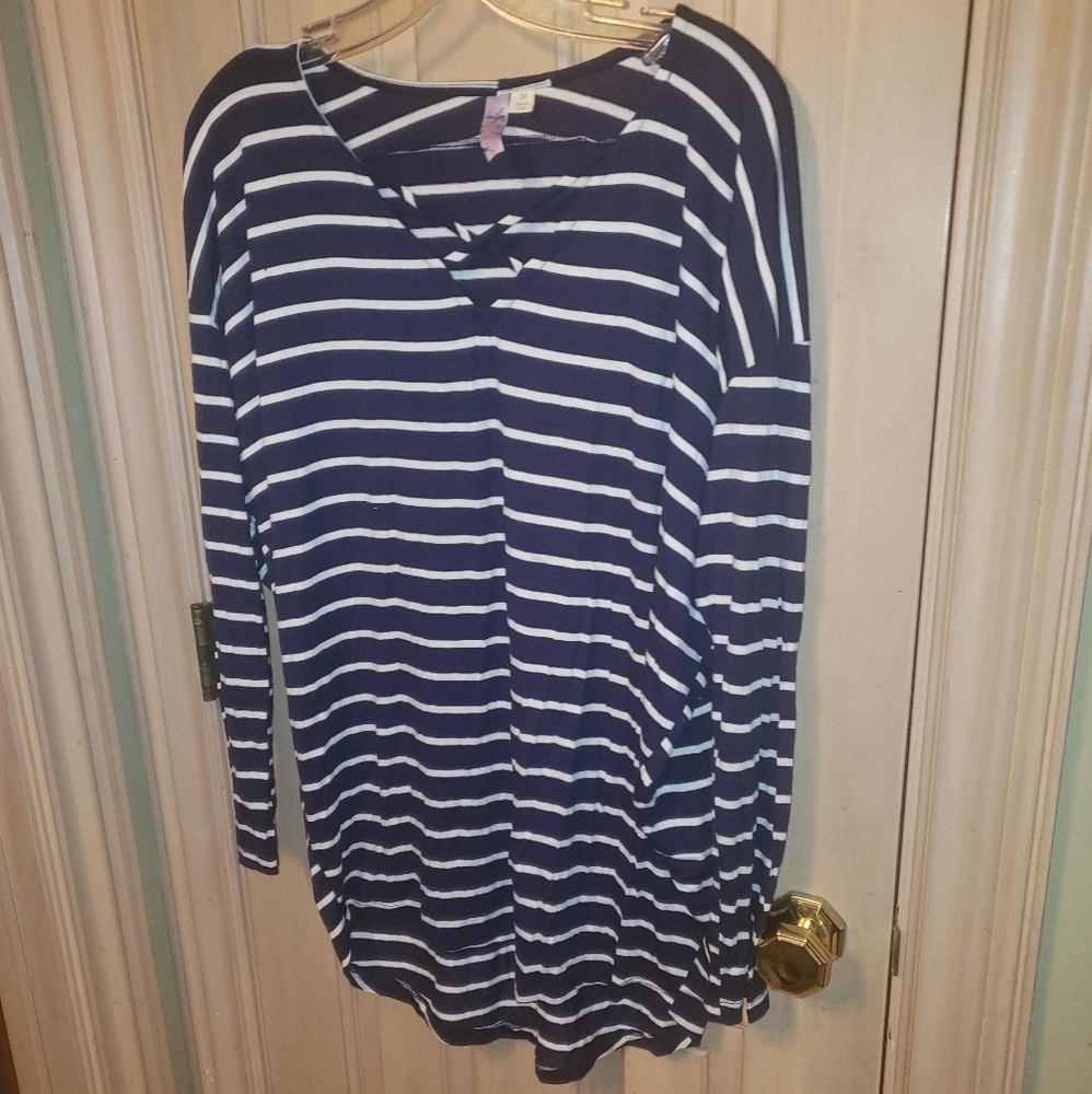 Misses sz m Alya navy white striped shirt